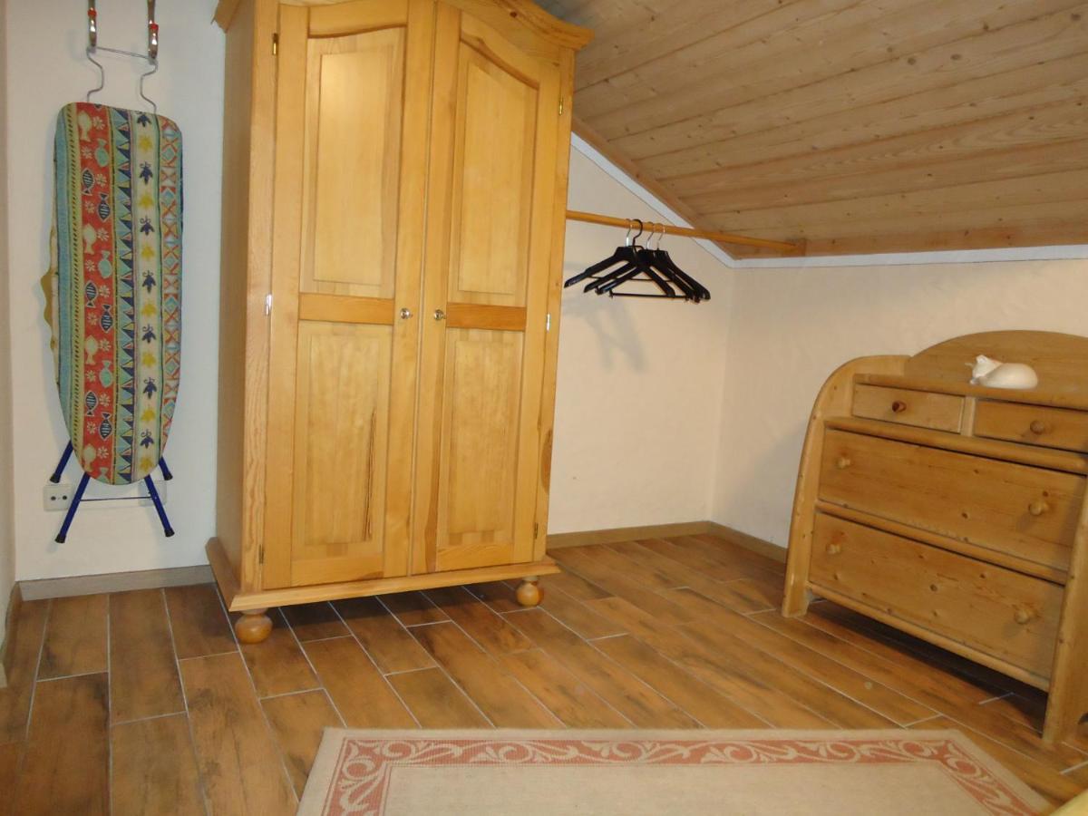 Ferienwohnung Wingen Bad Feilnbach Pokoj fotografie